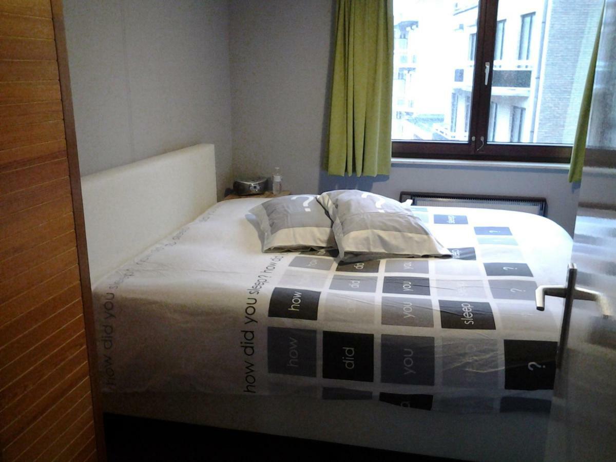 Zonnig Appartement met Zeezicht Koksijde Buitenkant foto